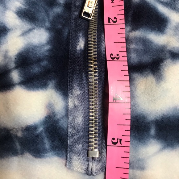 YFB NWOT LS tie dye sweatshirt Med So Soft! - Picture 9 of 12